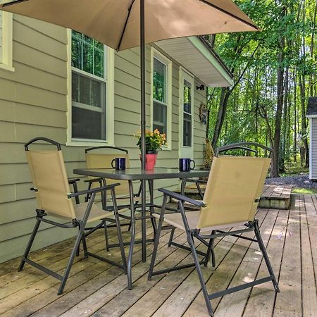 Peaceful Finger Lakes Apartment With Patio! Ovid Kültér fotó